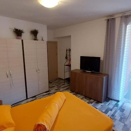 Apartament Ovo シナヤ エクステリア 写真